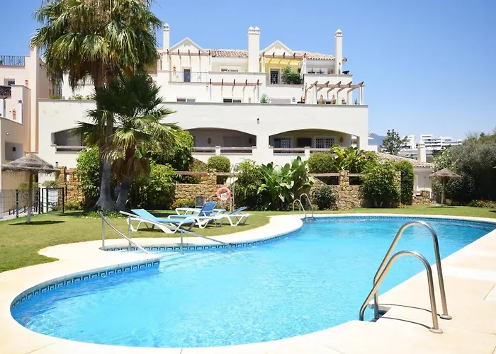 فندق Apartamento En Aloha Royal *